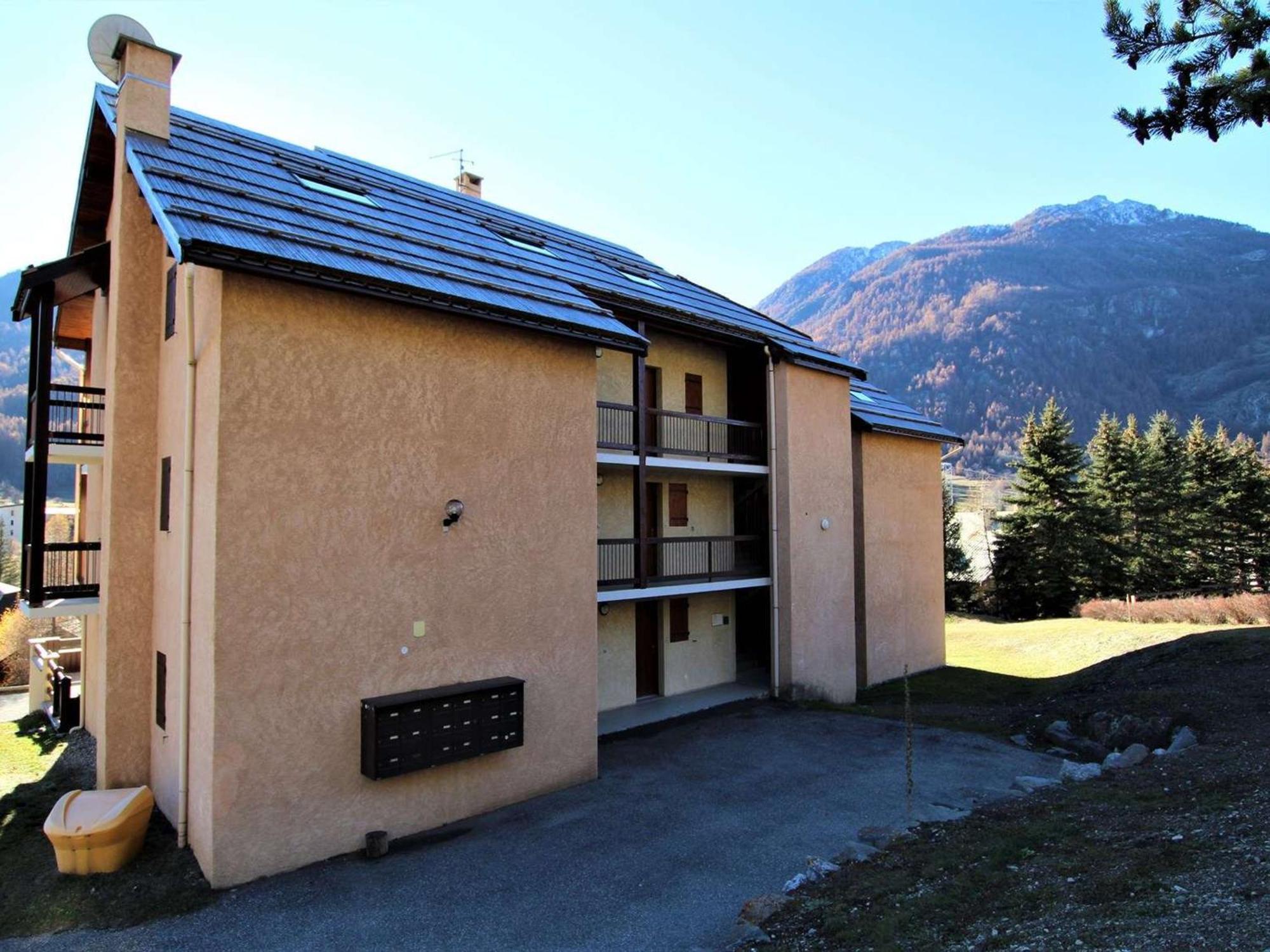 Appartement 3 Pieces, 7 Couchages, Proche Pistes Avec Parking - La Salle-Les-Alpes - Fr-1-330F-22 Serre Chevalier Eksteriør billede